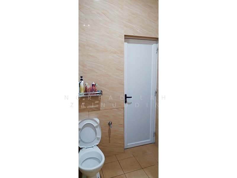 Bungalow for Sale in Semenyih (Selangor) - NORFADILAH ZAINUDDIN - Bathroom - PropertyGuru.com.my