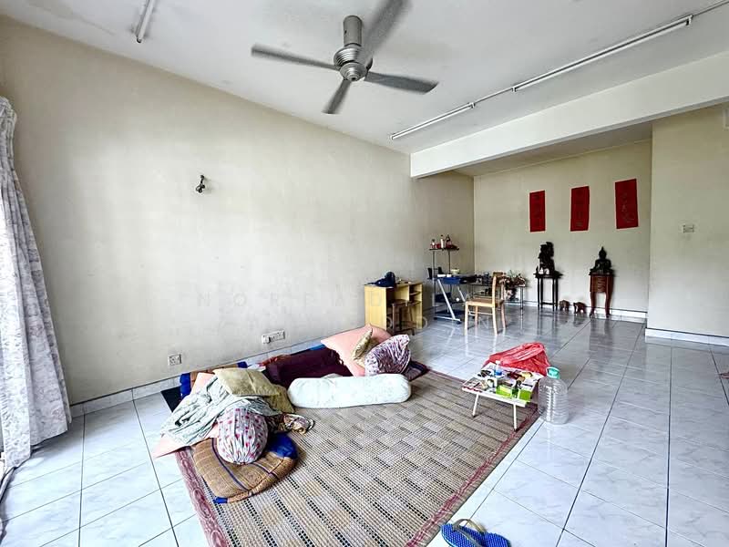 Rumah Teres 2 Tingkat untuk Dijual di Bukit Rimau (Shah Alam) - NORFADILAH ZAINUDDIN - Living Room - PropertyGuru.com.my