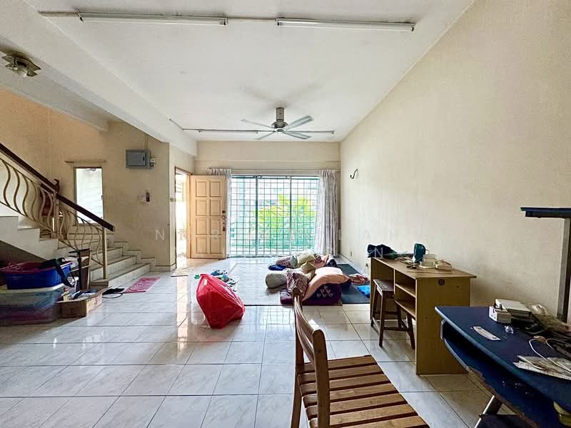 Rumah Teres 2 Tingkat untuk Dijual di Bukit Rimau (Shah Alam) - NORFADILAH ZAINUDDIN - Living Room - PropertyGuru.com.my
