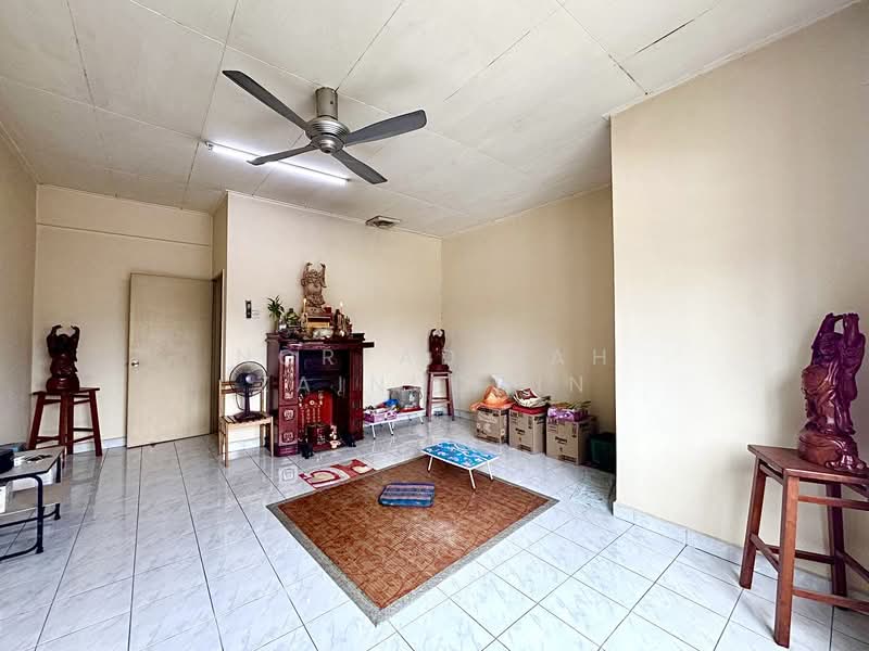 Rumah Teres 2 Tingkat untuk Dijual di Bukit Rimau (Shah Alam) - NORFADILAH ZAINUDDIN - Living Room - PropertyGuru.com.my