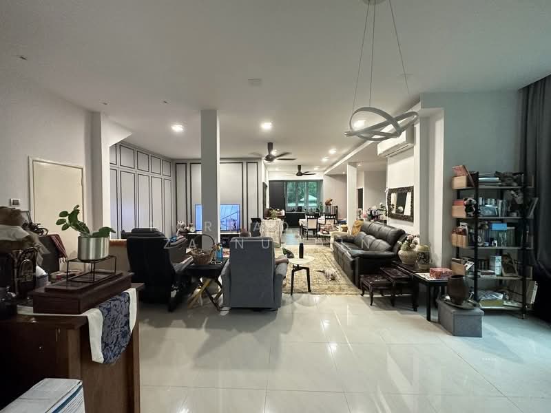 Rumah Teres 2 Tingkat untuk Dijual di Kota Damansara (Selangor) - NORFADILAH ZAINUDDIN - Living Room - PropertyGuru.com.my