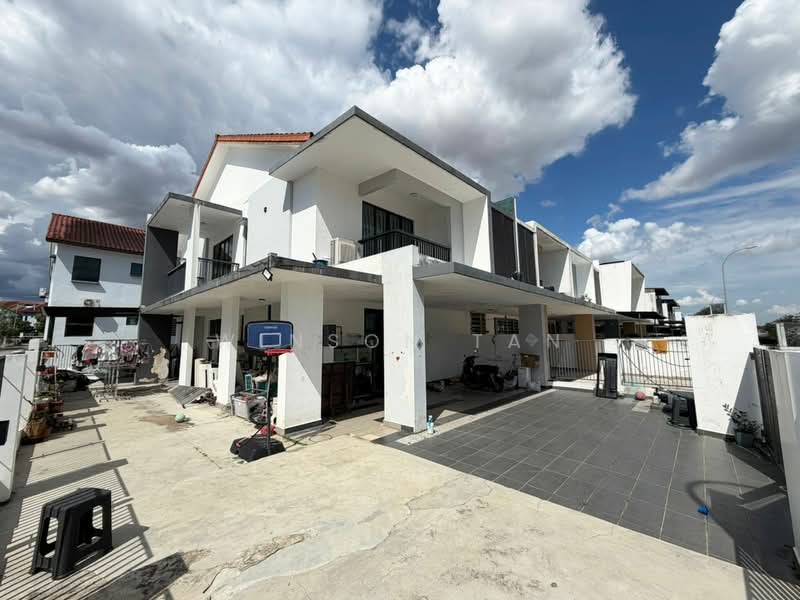 2-storey Terraced House for Sale in Bandar Dato Onn (Tebrau) - Winson Tan - Exterior - PropertyGuru.com.my