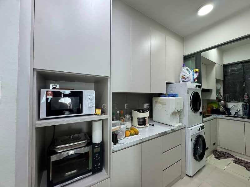 Servis Apartment untuk Dijual di Danau Kota Suite Apartments - Nicole Goh - Kitchen - PropertyGuru.com.my