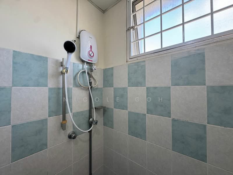 Kondominium untuk Disewa di Platinum Hill PV 5 - Nicole Goh - Bathroom - PropertyGuru.com.my