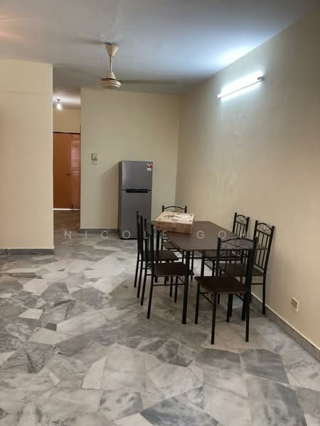 Kondominium untuk Dijual di Palm Court Condominium - Nicole Goh - Dining Room - PropertyGuru.com.my