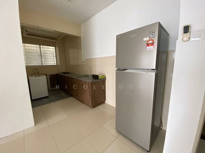 Kondominium untuk Dijual di Platinum Lake PV 13 - Nicole Goh - Kitchen - PropertyGuru.com.my