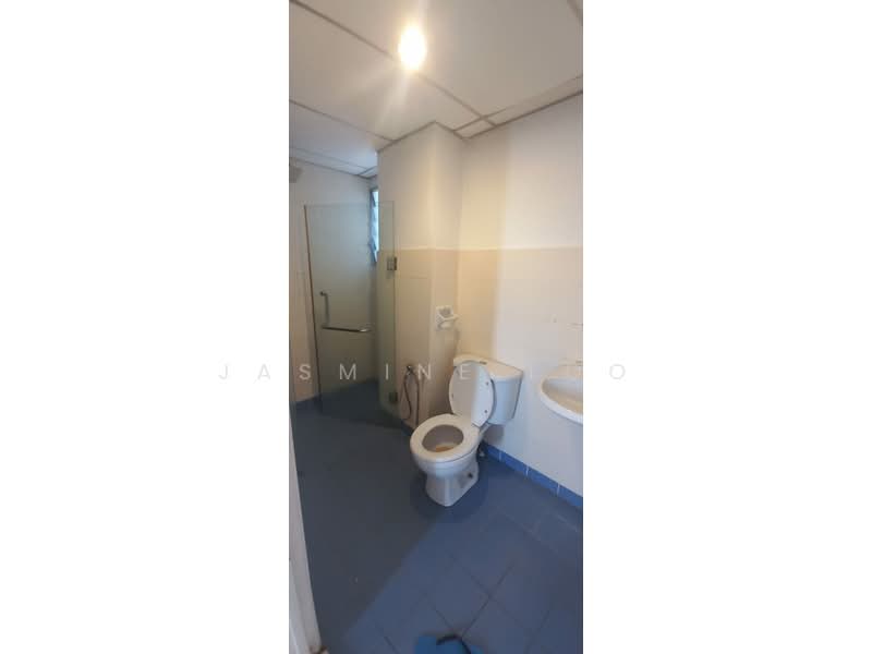 Condominium for Rent at Perdana Exclusive - Jasmine Loo - Bathroom - PropertyGuru.com.my