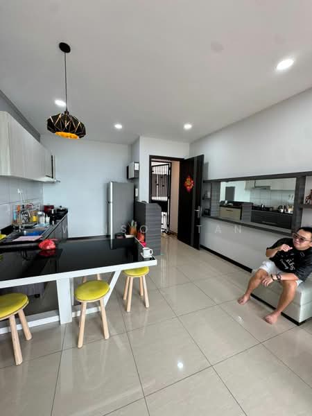 Service Residence for Sale at Molek Regency - Winson Tan - Kitchen - PropertyGuru.com.my