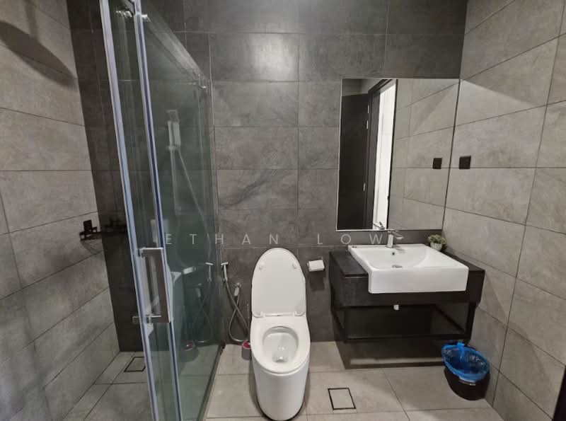 Servis Apartment untuk Dijual di Conezion Residences - Ethan Low - Bathroom - PropertyGuru.com.my