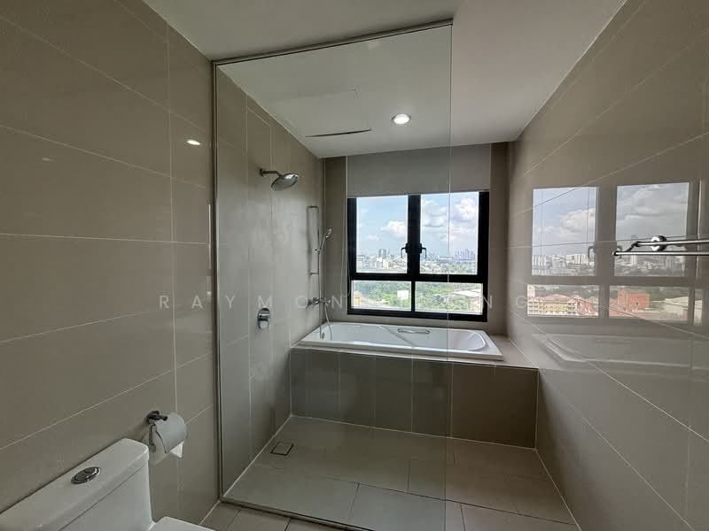 Servis Apartment untuk Dijual di KL Gateway Residences - Raymond Ling - Bathroom - PropertyGuru.com.my