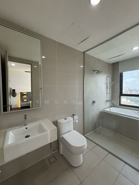 Servis Apartment untuk Dijual di KL Gateway Residences - Raymond Ling - Bathroom - PropertyGuru.com.my