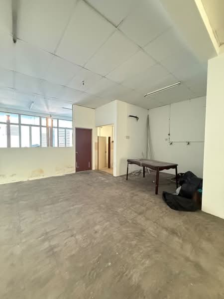 Kedai / Pejabat untuk Disewa di Taman Molek (Johor Bahru) - Li Wei - PropertyGuru.com.my