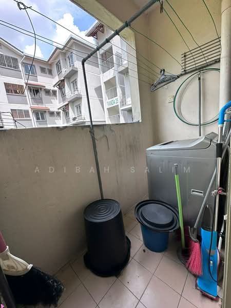 Pangsapuri untuk Dijual di Pangsapuri Randa - Adibah Salim - Balcony - PropertyGuru.com.my