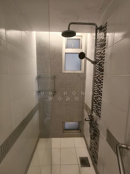 Service Residence for Sale at i-Zen @ Kiara 1 - Jun Hong Wong - Bathroom - PropertyGuru.com.my
