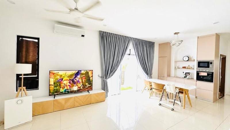 Rumah Teres 2-Tingkat untuk Disewa di Setia Safiro (Cyberjaya) - Liew She Anne - Living Room - PropertyGuru.com.my