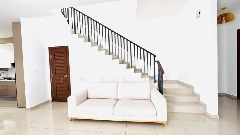 Rumah Teres 2-Tingkat untuk Disewa di Setia Safiro (Cyberjaya) - Liew She Anne - Living Room - PropertyGuru.com.my