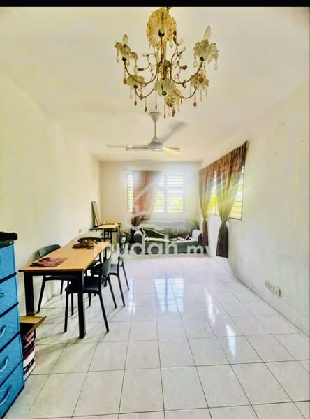 Pangsapuri untuk Disewa di Villa Impian - Erin Yusof - Living Room - PropertyGuru.com.my