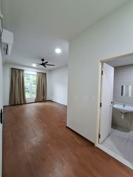 Condominium for Rent at The Haven - John Chong - Master bed & bathroom - PropertyGuru.com.my