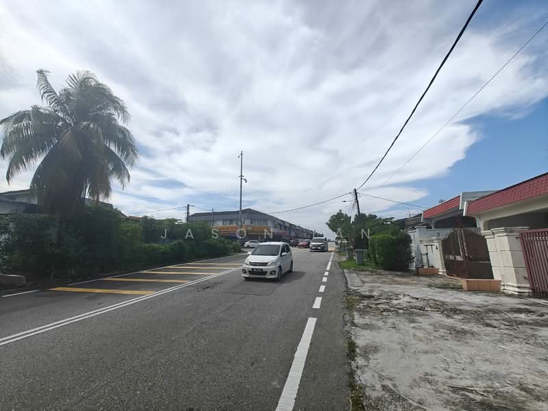 Rumah Teres 1 Tingkat untuk Dijual di Taman Ungku Tun Aminah (Skudai) - Jason Tan - Exterior - PropertyGuru.com.my