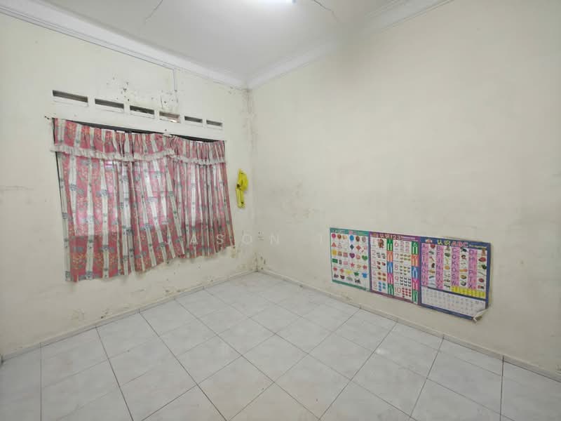 Rumah Teres 1 Tingkat untuk Dijual di Taman Ungku Tun Aminah (Skudai) - Jason Tan - Interior - PropertyGuru.com.my