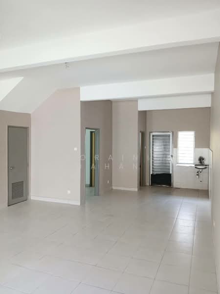 2-storey Terraced House for Sale in Aman Putri (Sungai Buloh) - Noraini Dahan - Interior - PropertyGuru.com.my