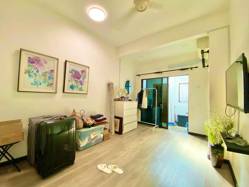 Rumah Teres 2 Tingkat untuk Dijual di Pusat Bandar Puchong (Puchong) - Ali Idris - Living Room - PropertyGuru.com.my