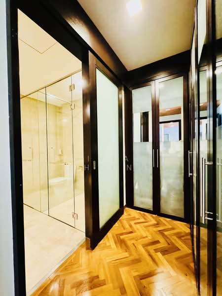 Service Residence for Sale at Straits Quay (The Suites at Waterside) - Vivian Cheong - Bathroom - PropertyGuru.com.my