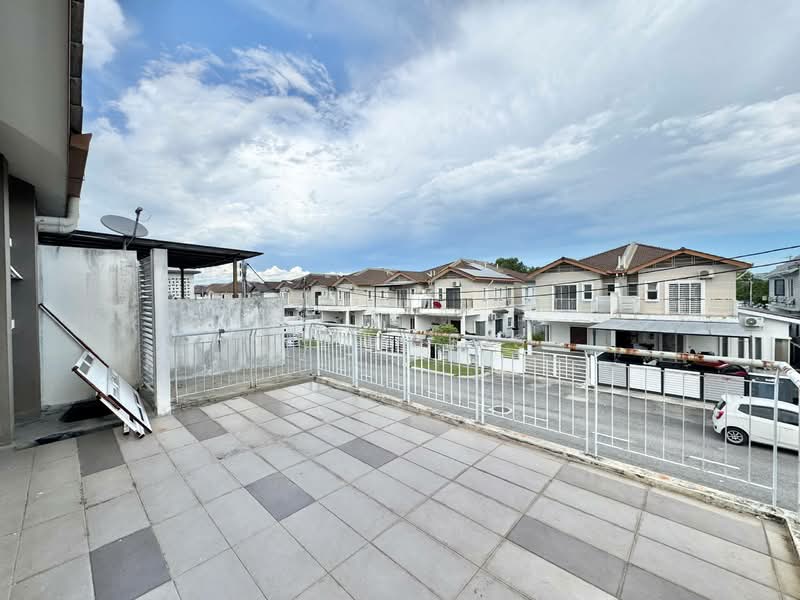 Semi-Detached House for Sale in Taman Desiran Bayu (Puchong) - Ali Idris - Exterior - PropertyGuru.com.my