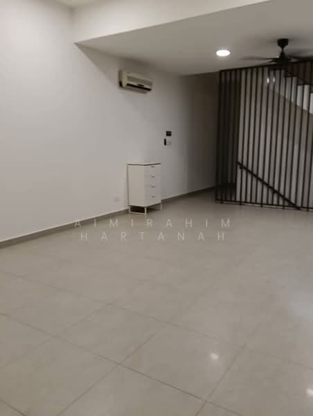Rumah Teres 3 Tingkat untuk Disewa di Cyberjaya (Selangor) - AimiRahim Hartanah - PropertyGuru.com.my