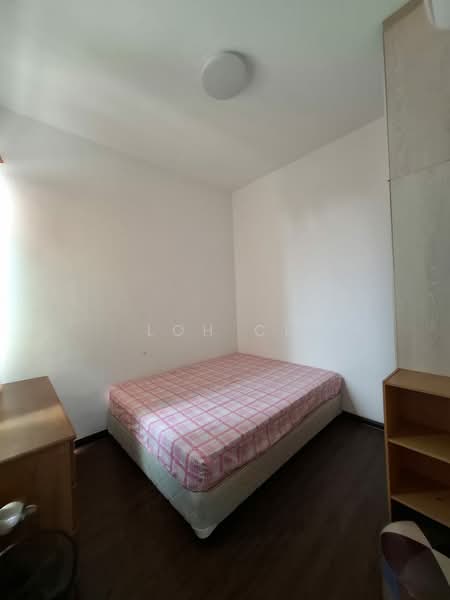 Pangsapuri untuk Dijual di Bukit Dumbar Permai - Loh CL - Bedroom - PropertyGuru.com.my