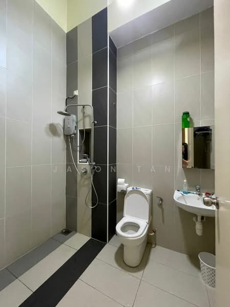 Cluster House for Sale in Taman Eco Cascadia (Tebrau) - Jason Tan - Bathroom - PropertyGuru.com.my