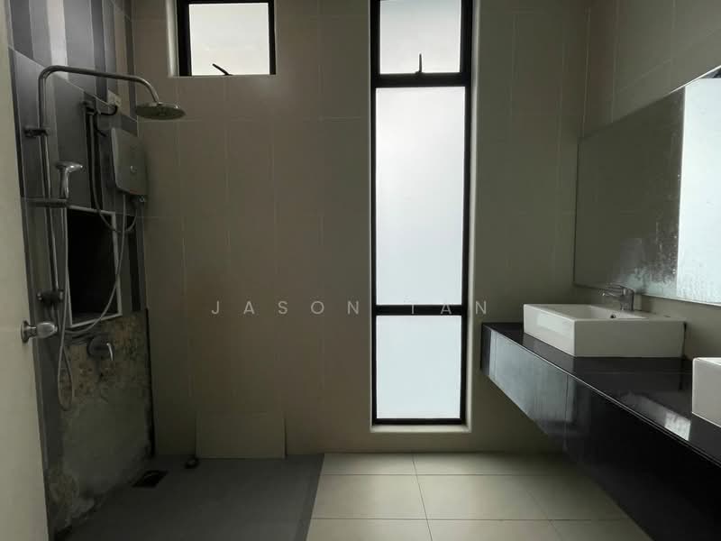 Cluster House for Sale in Taman Eco Cascadia (Tebrau) - Jason Tan - Bathroom - PropertyGuru.com.my