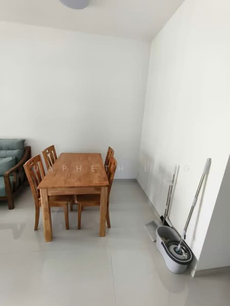 Apartment for Rent at Starview Bay @ Forest City - Japheth Ling - Dining Room - PropertyGuru.com.my