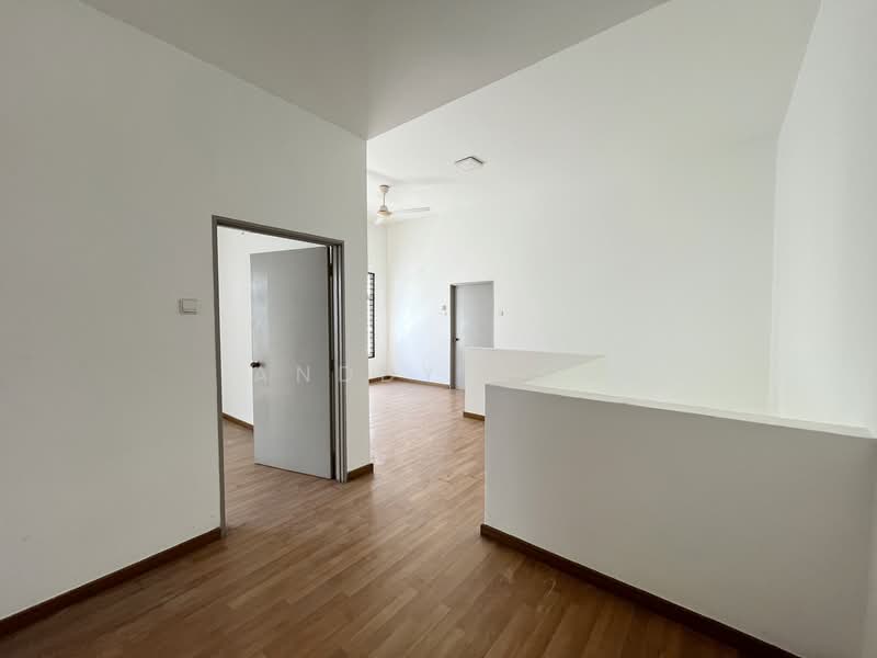 Rumah Berkembar untuk Dijual di Canary Garden (Klang) - Anddy Gan - Interior - PropertyGuru.com.my