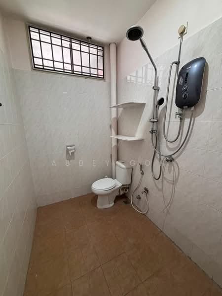 2-storey Terraced House for Rent in Kawasan Perniagaan Asas Murni (Bukit Mertajam) - Abbey Goh - Bathroom - PropertyGuru.com.my