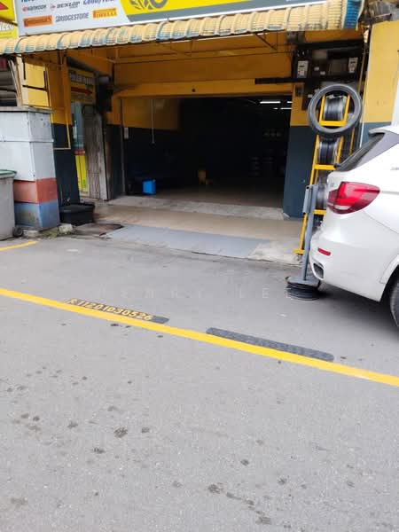 Shop / Office for Rent in Bandar Tiram (Ulu Tiram) - Henry Lee - Exterior - PropertyGuru.com.my