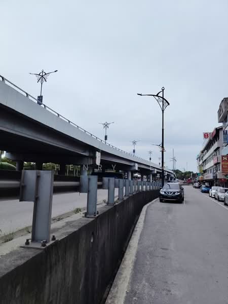 Shop / Office for Rent in Bandar Tiram (Ulu Tiram) - Henry Lee - Exterior - PropertyGuru.com.my