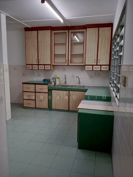 1.5-storey Terraced House for Sale in Usj 3 (Subang Jaya) - Gerrard Lim - Kitchen - PropertyGuru.com.my
