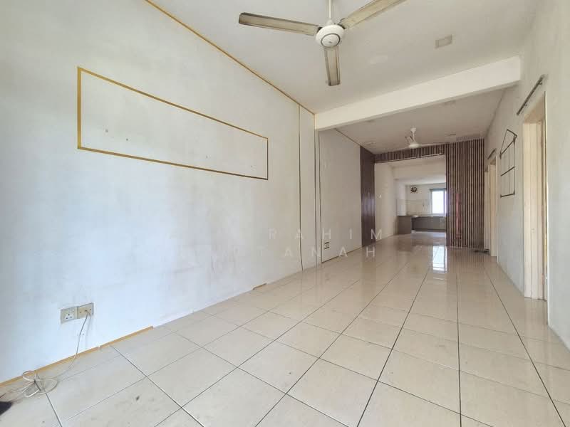 1-storey Terraced House for Sale in Bandar Saujana Putra (Tanjong Duabelas) - AimiRahim Hartanah - PropertyGuru.com.my