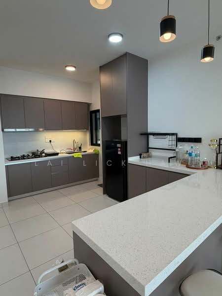 Servis Apartment untuk Disewa di The Tropika - Lai Lick Haw - Kitchen - PropertyGuru.com.my