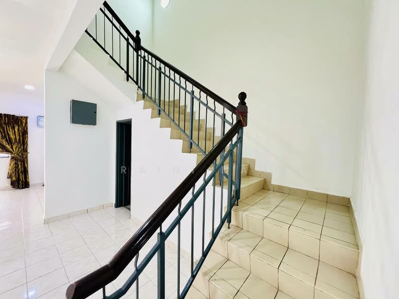 Rumah Teres 2 Tingkat untuk Dijual di U16, Taman Bukit Subang (Shah Alam) - Noraini Dahan - PropertyGuru.com.my