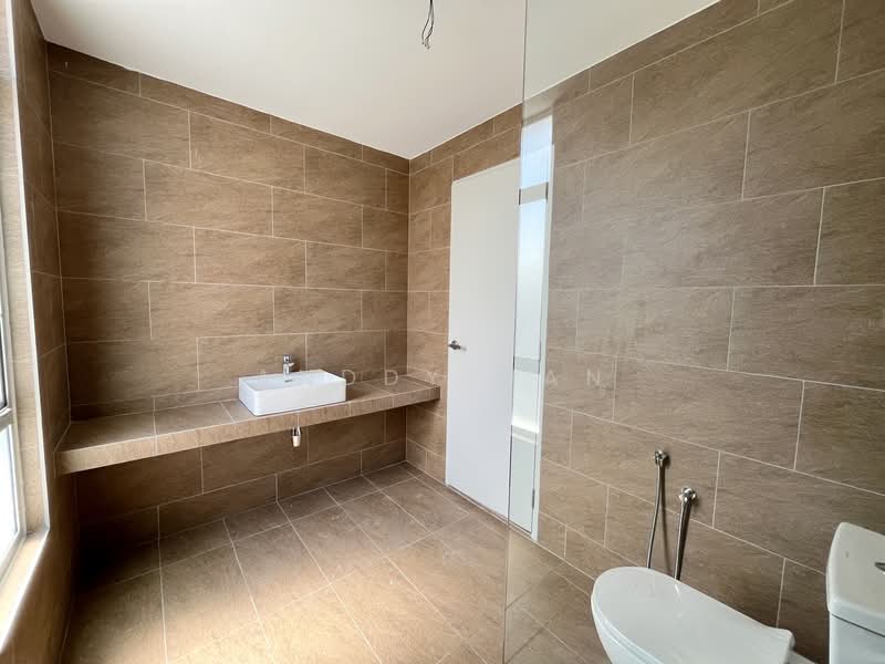 Link Bungalow for Sale in Klang (Selangor) - Anddy Gan - Bathroom - PropertyGuru.com.my