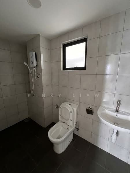 Service Residence for Sale at Hana @ Eco Ardence - Pinky Liaw - Bathroom - PropertyGuru.com.my