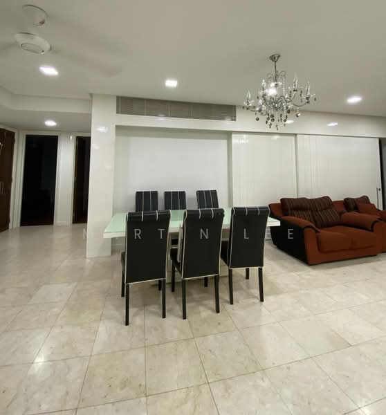 Kondominium untuk Dijual di The Capsquare Residences - Martin Lee - Dining Room - PropertyGuru.com.my