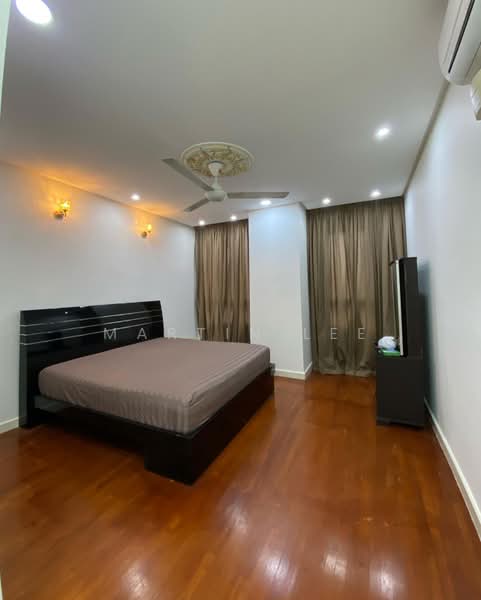 Kondominium untuk Dijual di The Capsquare Residences - Martin Lee - Bedroom - PropertyGuru.com.my