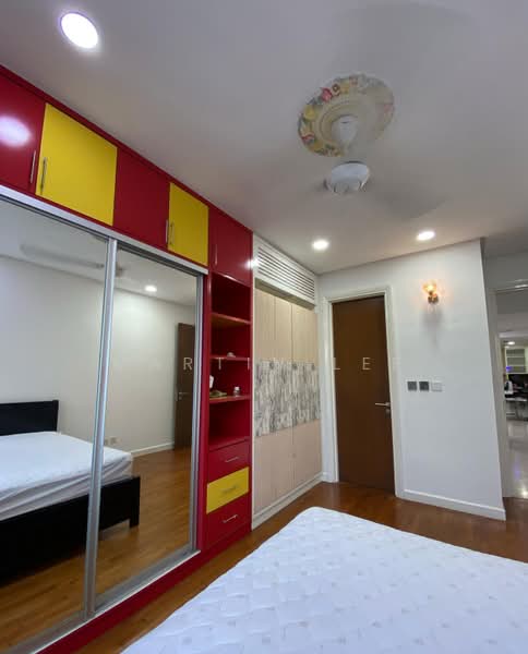 Kondominium untuk Dijual di The Capsquare Residences - Martin Lee - Bedroom - PropertyGuru.com.my