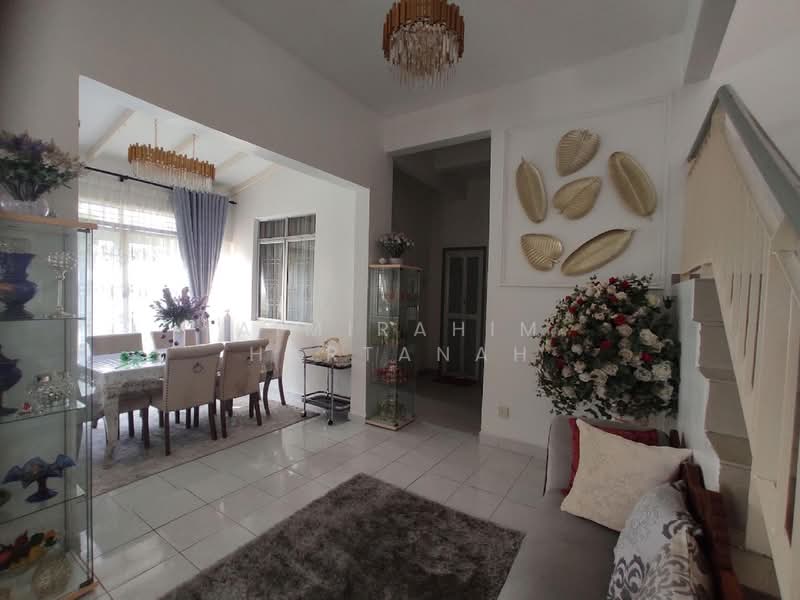 Rumah Berkembar untuk Dijual di Bangi (Selangor) - AimiRahim Hartanah - PropertyGuru.com.my