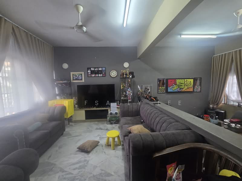 2-storey Terraced House for Sale in Usj 11/3 (Subang Jaya) - JeffSally Lee - Living Room - PropertyGuru.com.my