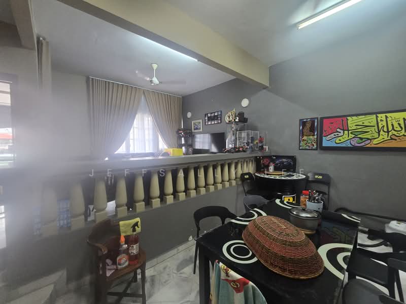 2-storey Terraced House for Sale in Usj 11/3 (Subang Jaya) - JeffSally Lee - Living Room - PropertyGuru.com.my