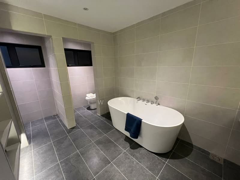 Pangsapuri untuk Dijual di Radium Adesa - Tw Lun - Bathroom - PropertyGuru.com.my